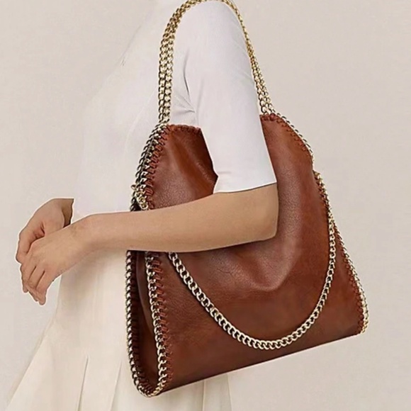 Luxe Soft Vegan Leather Chain Shoulder Tote Bag - Picture 11 of 16